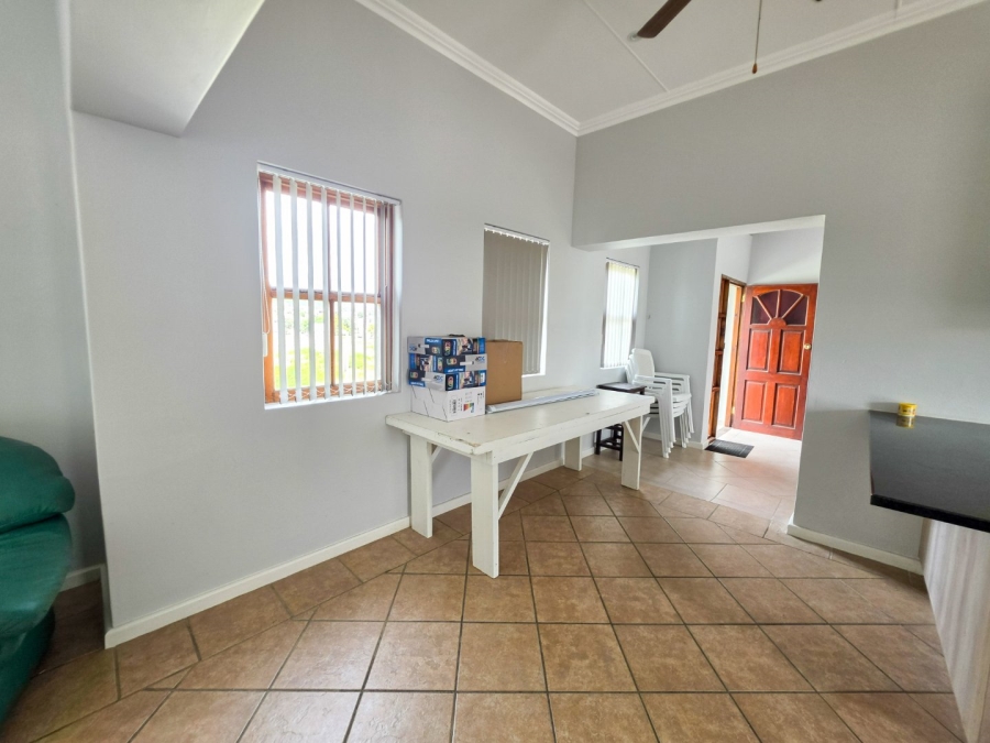 1 Bedroom Property for Sale in Stilbaai Western Cape